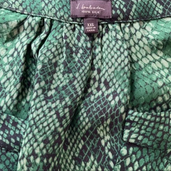 Aritzia Snake Green Silk Blouse - Picture 2 of 2